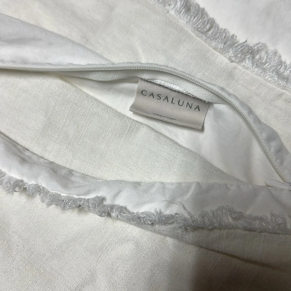 NEW Casaluna Heavyweight White Linen Blend Pillow Sham, King.